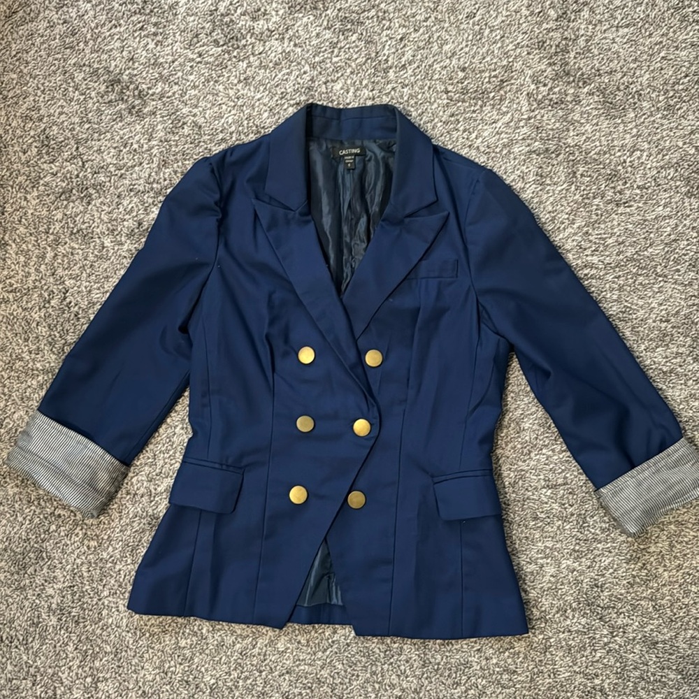 Classic crossover blazer